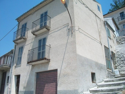 Casa indipendente in vendita a Torricella Peligna