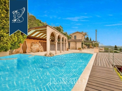 Prestigiosa villa di 510 mq in vendita, Pietrasanta, Toscana