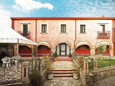 Esclusiva villa in vendita Via Garibaldi, 4, Mandas, Sardegna
