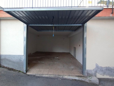 garage in affitto a Acireale