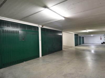 garage in affitto a Genova