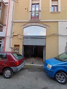 Garage / posto auto in vendita a Cosenza Mazzini