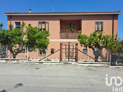 Palazzo in vendita a Pescara