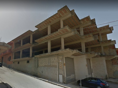 Palazzo / Stabile in affitto a Licata