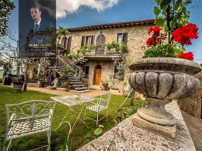 Prestigiosa villa di 300 mq in vendita, Via dei Salvi, 1, Castiglione d'Orcia, Siena, Toscana