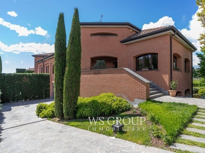 Prestigiosa villa di 350 mq in vendita, Via Amerigo Vespucci, 9, Bernareggio, Monza e Brianza, Lombardia