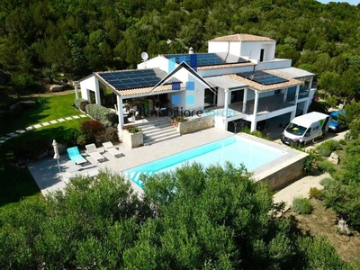 Prestigiosa villa di 380 mq in vendita località surrau, Arzachena, Sardegna