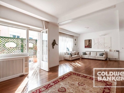 Prestigioso appartamento di 210 m² in affitto Via Della Camilluccia, Roma, Lazio
