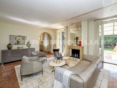 Prestigioso appartamento di 246 m² in vendita Via Lucio Riccobelli, 53, Brescia, Lombardia