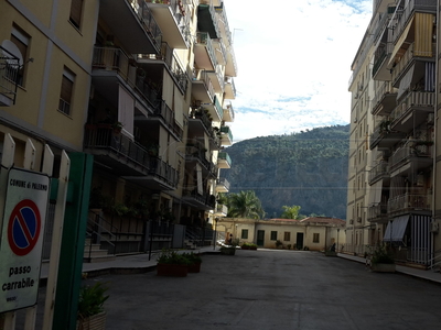 Quadrilocale in affitto a Palermo