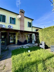 Semindipendente - Villa a schiera a Pontecchio Polesine