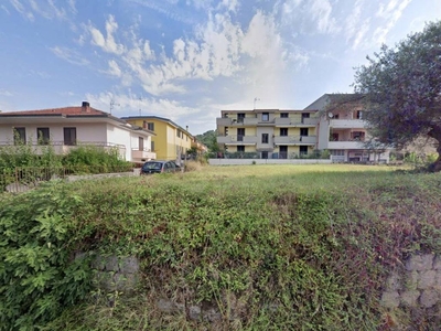 Terreno edificabile in vendita a Castel Morrone