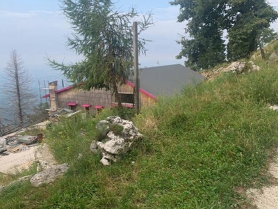 terreno residenziale in vendita a Caltrano