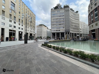 Trilocale piazza San Babila, San Babila, Milano