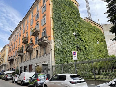 Trilocale via Marco D'Oggiono 7, Corso Genova, Milano