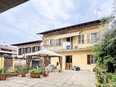 Vendita Villa Bifamiliare Via del Borgo, 45, Orbassano
