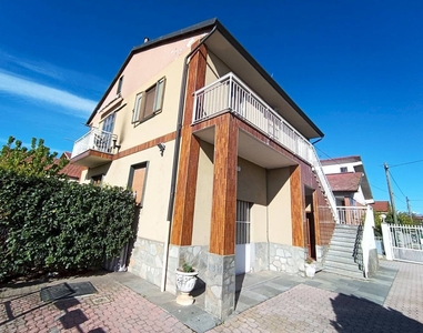 Villa bifamiliare in vendita a Piossasco (Torino) - rif. Pioss. Via Tanaro