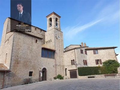 Villa di 1600 mq in vendita Vocabolo Castello, Frazione Izzalini, 16/A, Todi, Perugia, Umbria