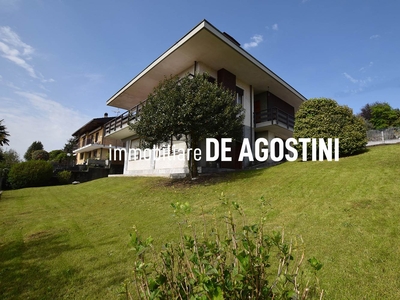 Villa in vendita a Paruzzaro Novara