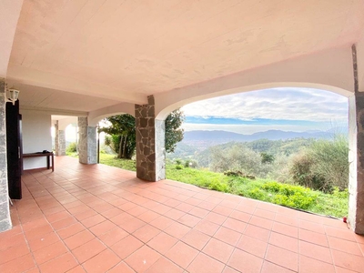 Villa in vendita a Sarzana La Spezia Prulla