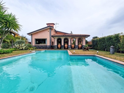 villa indipendente in vendita a San Giovanni la Punta