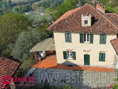 villa indipendente in vendita a Santa Vittoria d'Alba
