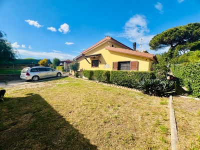 Villa unifamiliare in vendita a Ardea
