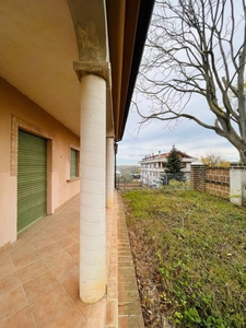 villa indipendente in vendita a Bucchianico