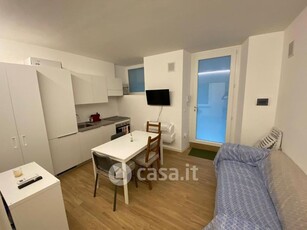 Appartamento in Affitto in Via Astagno a Ancona