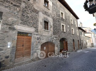 Appartamento in Affitto in Via De Simoni 5 a Bormio