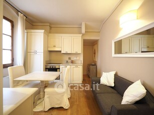 Appartamento in Affitto in Via del Ponte alle Riffe 28 a Firenze