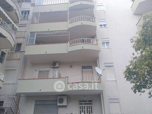 Appartamento in Affitto in Via Francesco Crispi 335 a Alì Terme