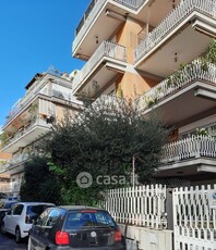 Appartamento in Affitto in Via G Marradi a Roma