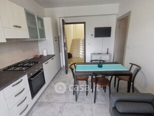 Appartamento in Affitto in Via Martiri di Cefalonia a Catanzaro