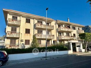 Appartamento in Affitto in Via Partinico 57 a Terrasini