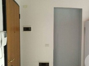Appartamento in Affitto in Via San Paolo a Reggio Emilia