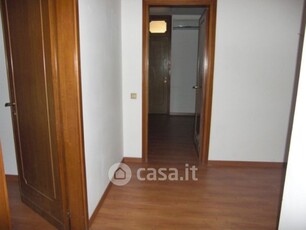 Appartamento in Affitto in Via Siracusa a Padova