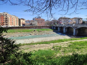 Appartamento in Vendita a Parma Via Pontremoli