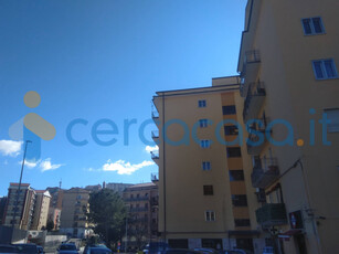 Appartamento in Via Parma, con soffitta e posto auto;