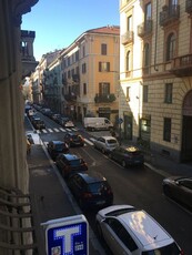 Bilocale arredato in affitto in via lazzaro palazzi, Milano