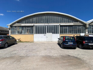 capannone in vendita a Pesaro