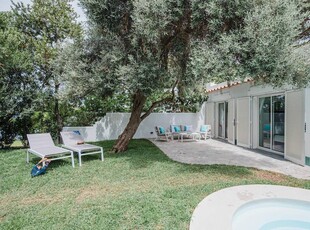 Casa a Ischia con piscina e giardino