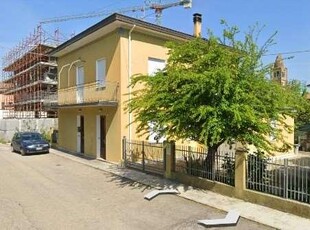 Casa indipendente in vendita a Novi Di Modena