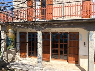 Casa semi indipendente in vendita a San Severino Marche