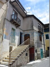 Casa singola in vendita in Via Vittorio Emanuele 137, Corigliano-rossano