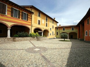 Casale a Macesina con piscina, sauna e giardino