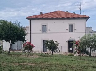 FRANCAVILLA AL MARE CASA DI CAMPAGNA RISTRUTTURATA