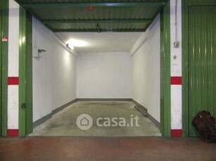 Garage/Posto auto in Affitto in Via Sanfront 3 a Torino