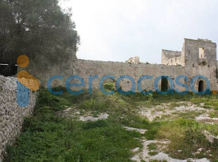 MASSERIA Fortificata' da Ristrutturare Anno 1746 - Mq.358 - Strada Melendugno-Via Vecchia Acquarica Di Lecce.