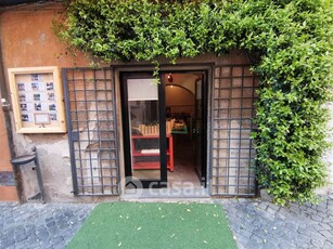 Negozio/Locale commerciale in Affitto in a Tuscania